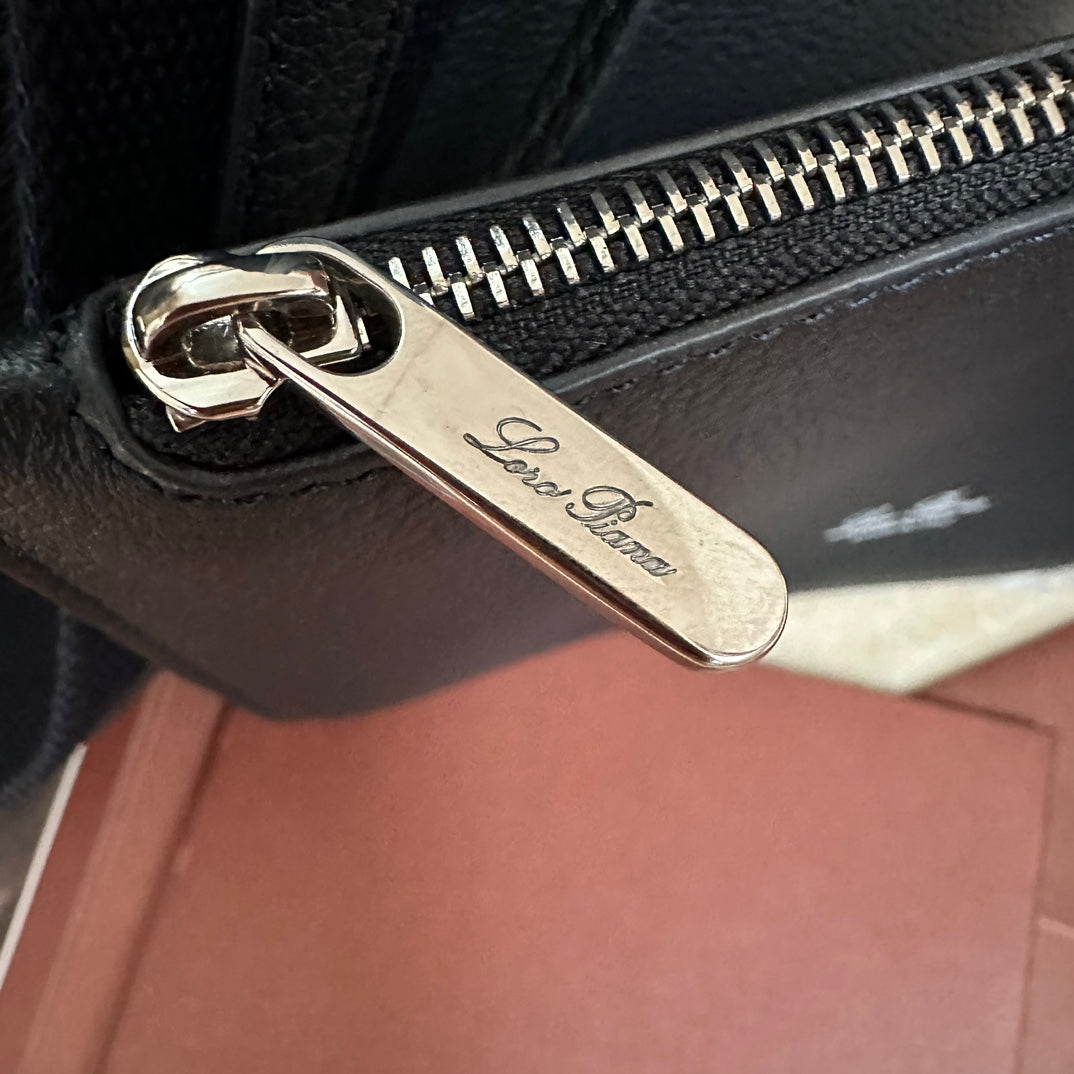 LARGE 36 BALE BAG IN DARK BLUE GRAINED CALFSKIN
