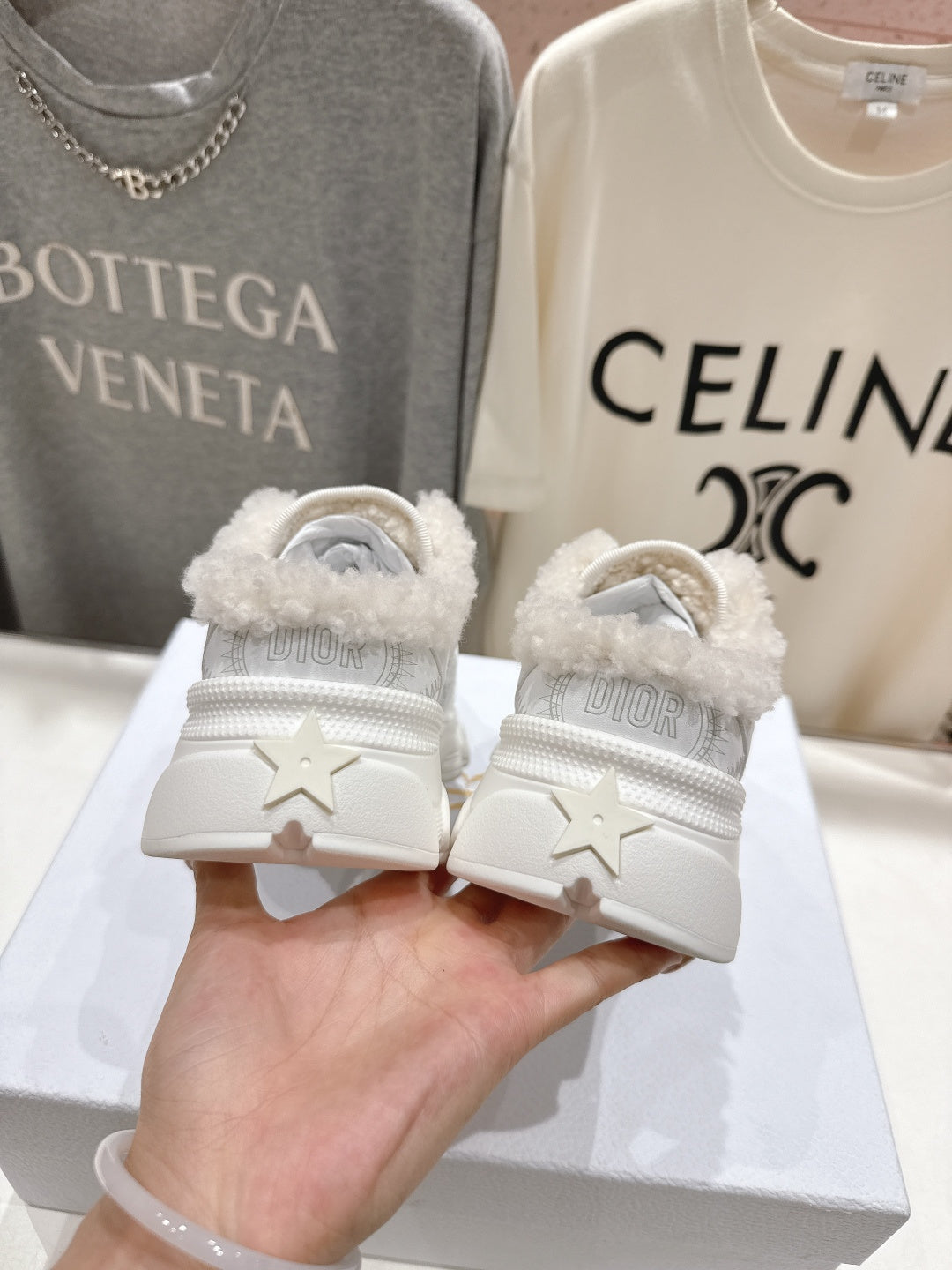 DIOR CHRONO SNEAKER 25S IN WHITE LAMBSKIN AND MESH FABRIC STYLE 11