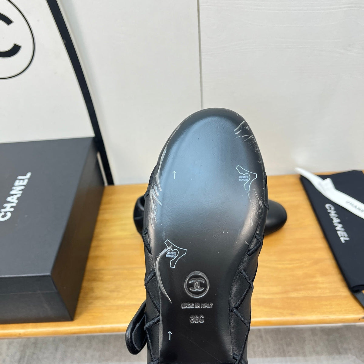 CHANEL FLAT MARY JANE SHOES 25S IN BLACK VELVET