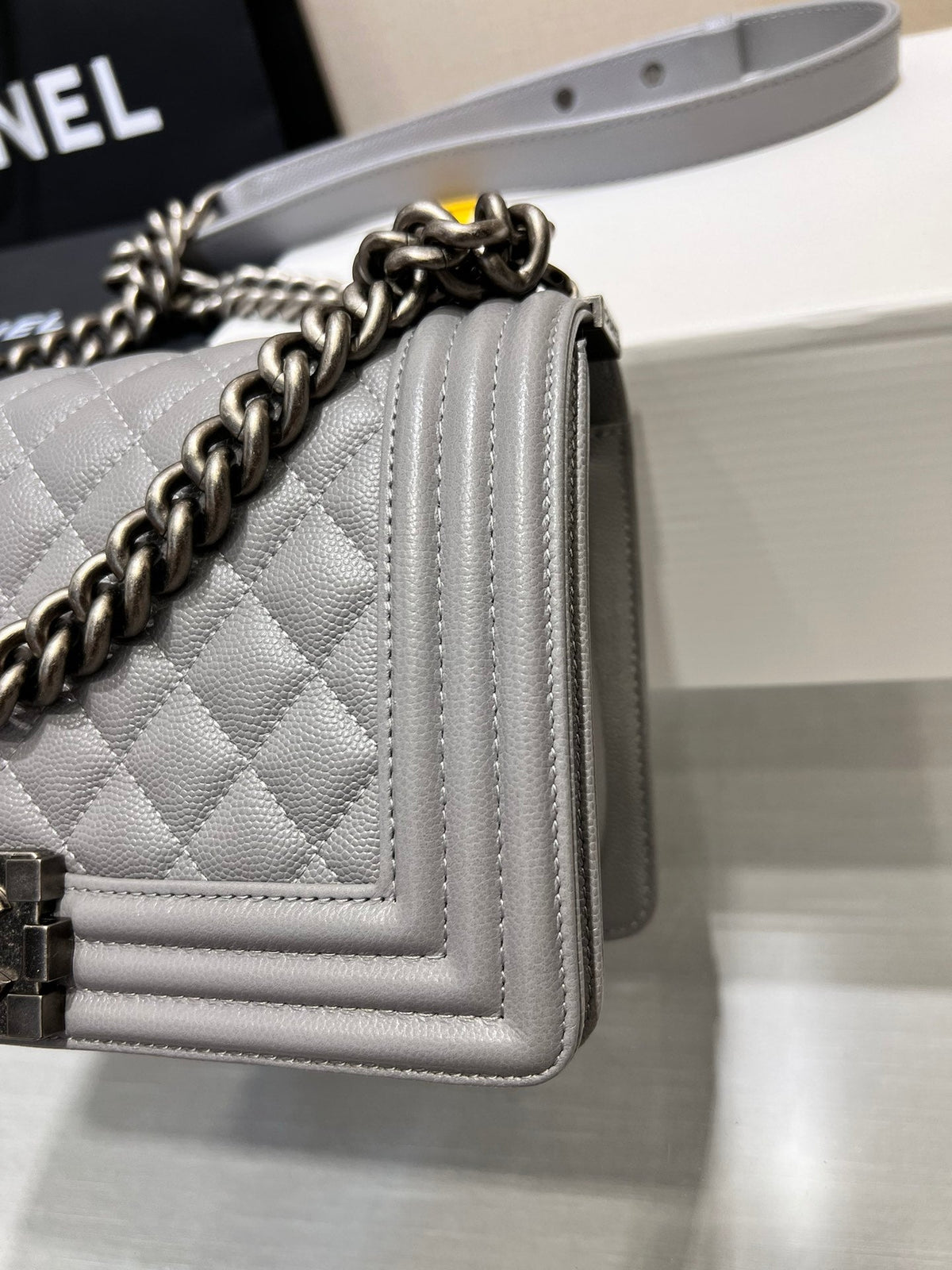 CHANEL BOY BAG MEDIUM 25 GREY CAVIAR RUTHENIUM HARDWARE