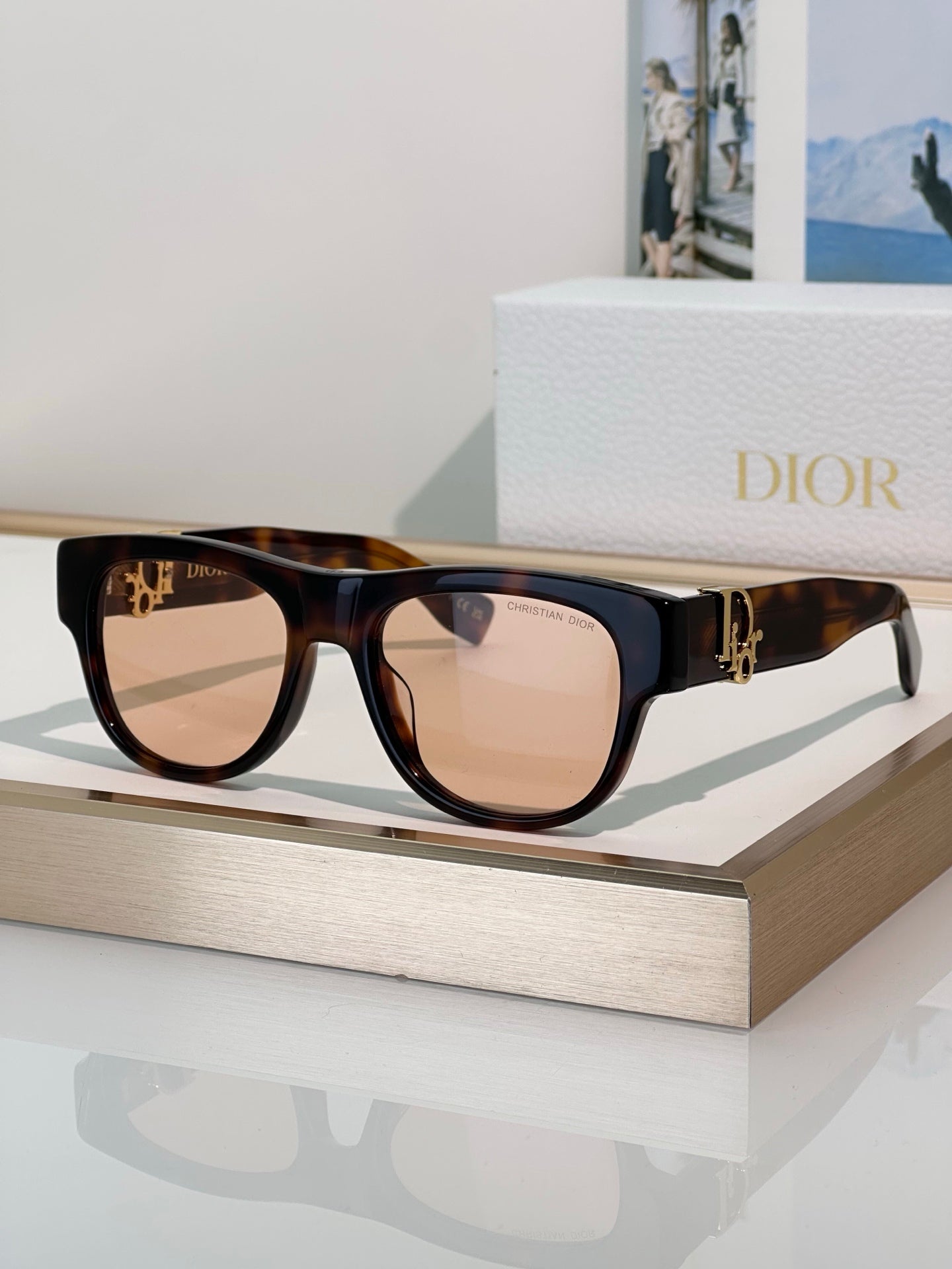 Premium Black Square Sunglasses