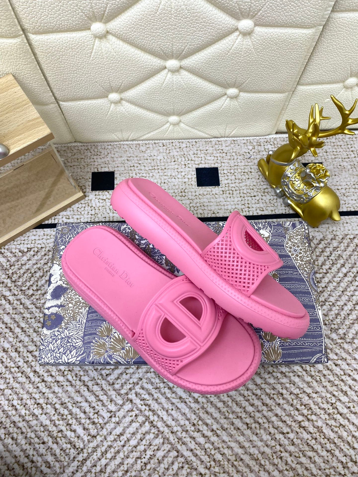 DIOR FLAT SLIDES 25S IN PINK TPU