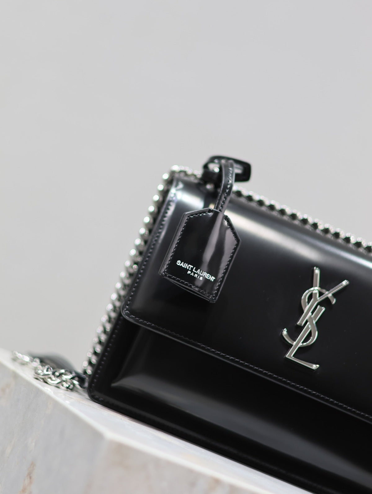 YSL 25S SUNSET MEDIUM 22 IN BLACK SHINY CALFSKIN SILVER HARDWARE