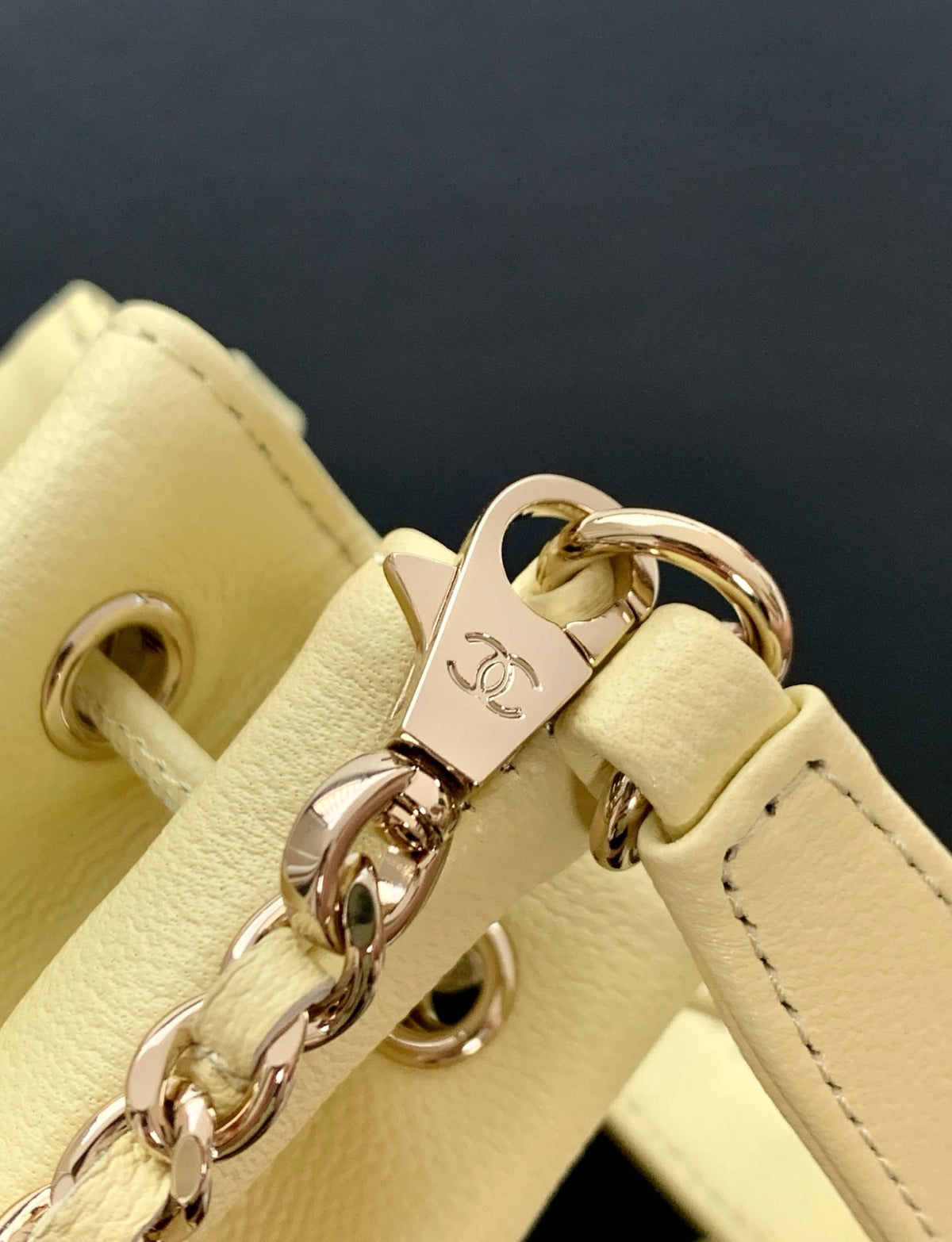 CHANEL 25S MINI BUCKET BAG 12 IN YELLOW CALFSKIN GOLD HARDWARE