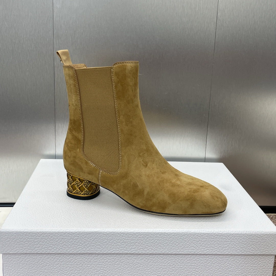 DIOR 25S ANKLE BOOT IN LIGHT BROWN SUEDE