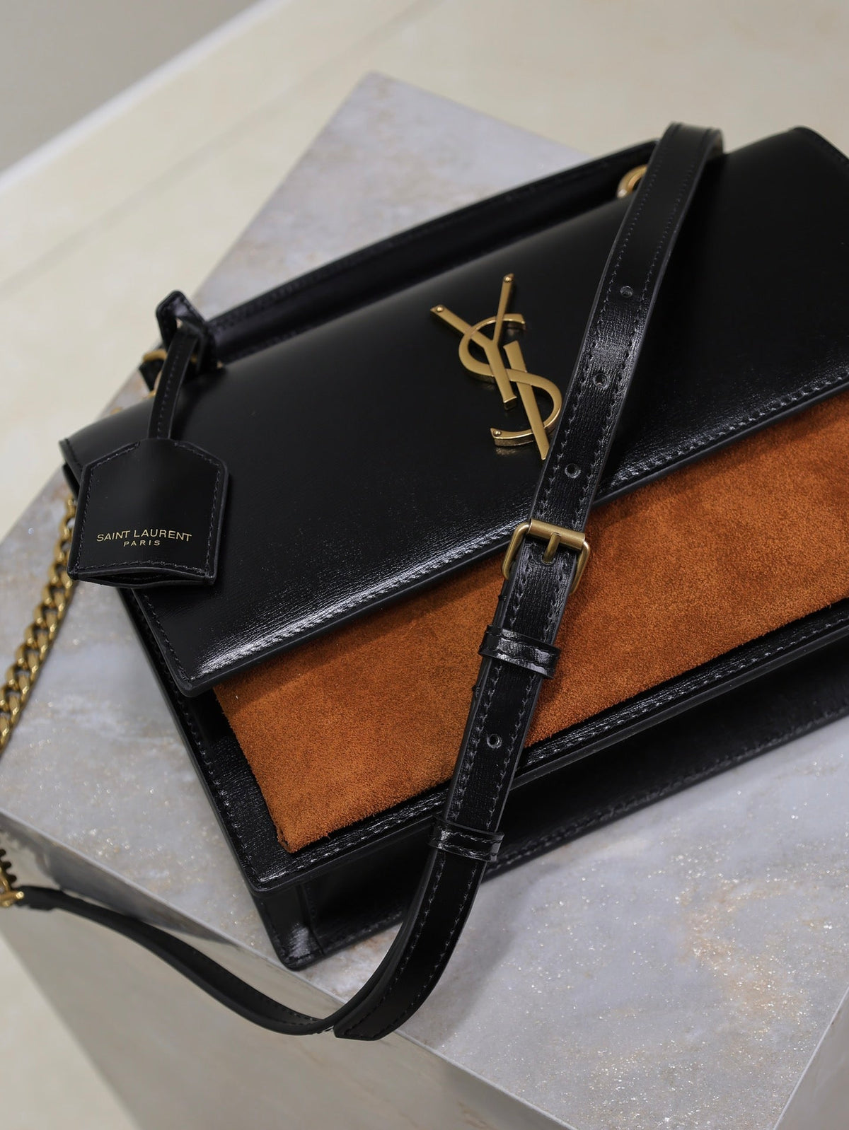 YSL 25S SUNSET MM 25 IN BLACK CALFSKIN AND CARAMEL SUEDE GOLD HARDWARE