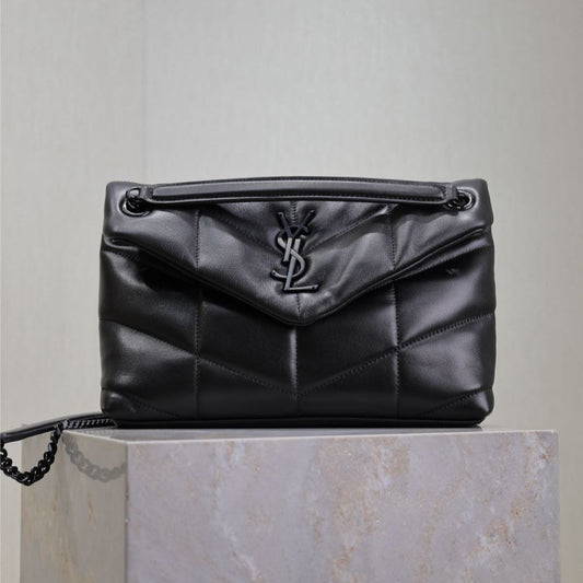YSL 25S LOULOU PUFFER MM 29 IN BLACK CALFSKIN BLACK HARDWARE